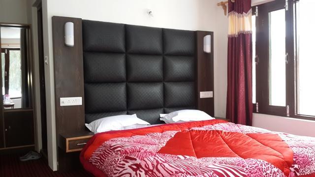 Hotel Grand Abdullah Pahalgām Dış mekan fotoğraf